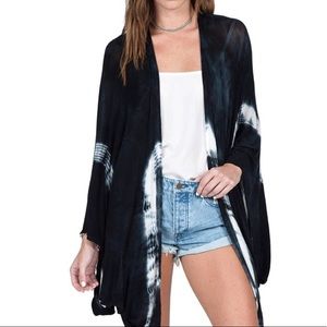 Boho tie dye kimono sleeve cardigan